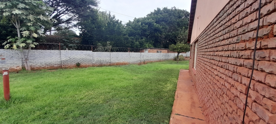 4 Bedroom Property for Sale in Chroompark Limpopo