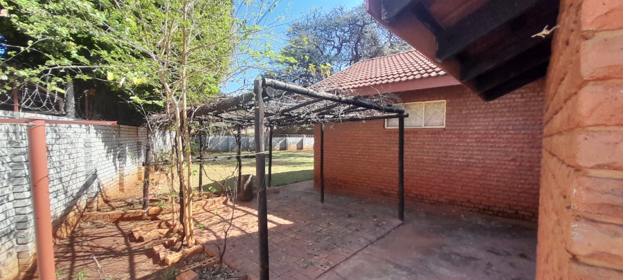 4 Bedroom Property for Sale in Chroompark Limpopo