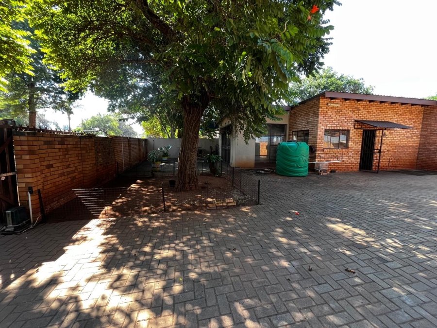 To Let 2 Bedroom Property for Rent in Impala Park Limpopo