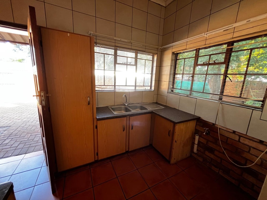 To Let 2 Bedroom Property for Rent in Impala Park Limpopo