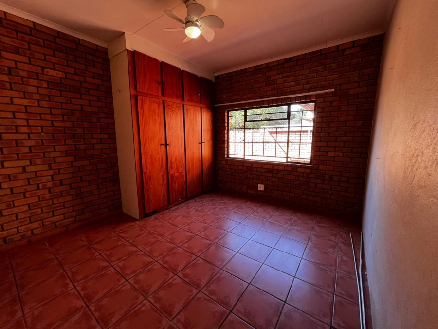 To Let 2 Bedroom Property for Rent in Impala Park Limpopo