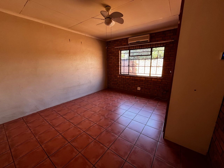 To Let 2 Bedroom Property for Rent in Impala Park Limpopo