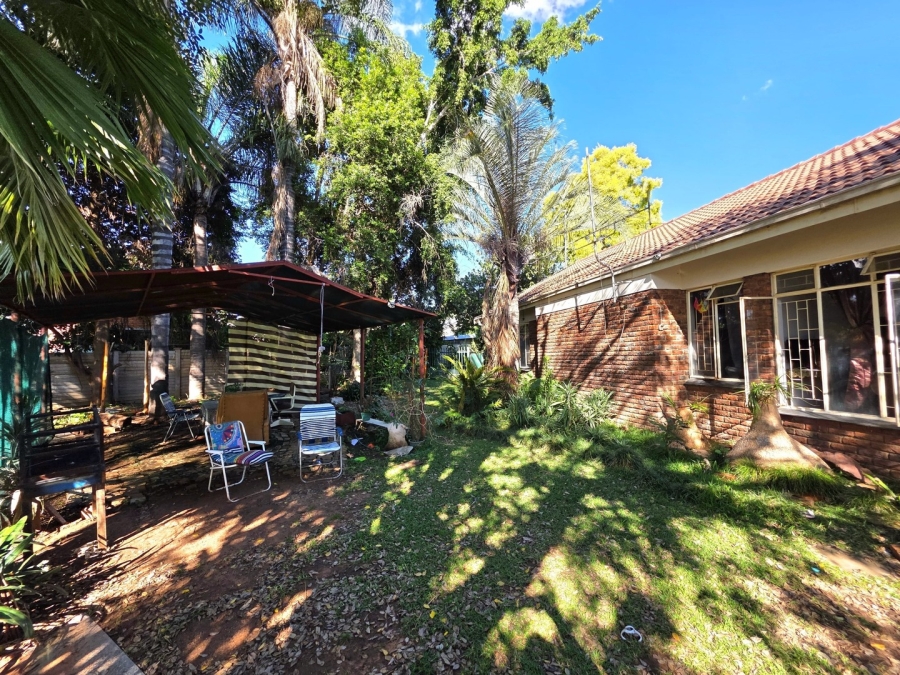 To Let 5 Bedroom Property for Rent in Flora Park Limpopo