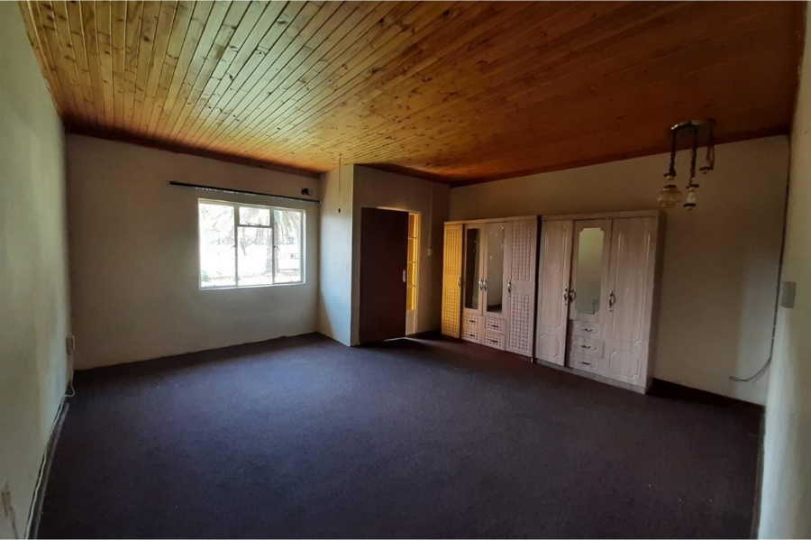 14 Bedroom Property for Sale in Maribashoek AH Limpopo