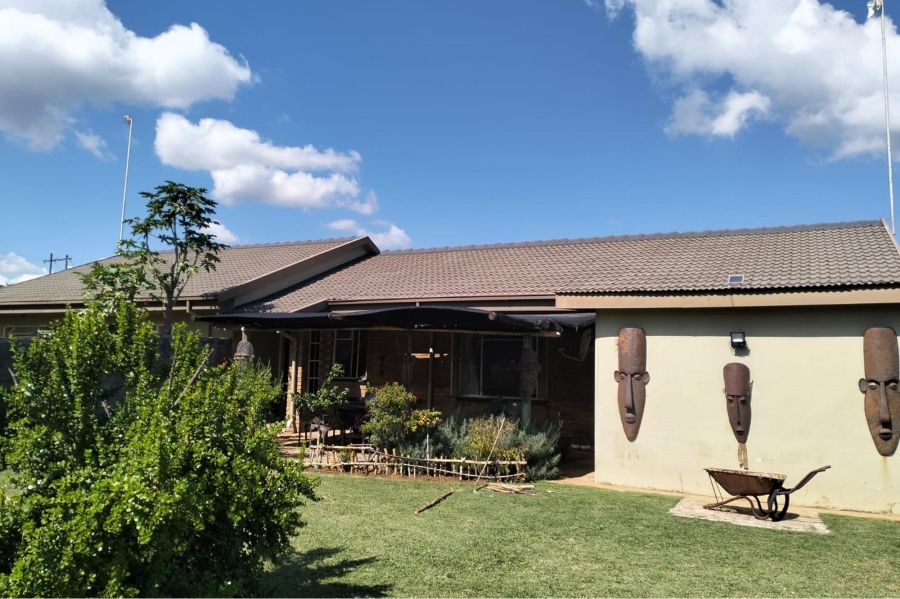 14 Bedroom Property for Sale in Maribashoek AH Limpopo