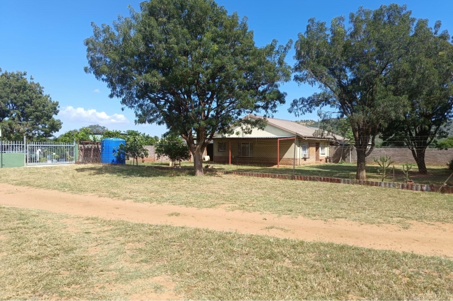 14 Bedroom Property for Sale in Maribashoek AH Limpopo