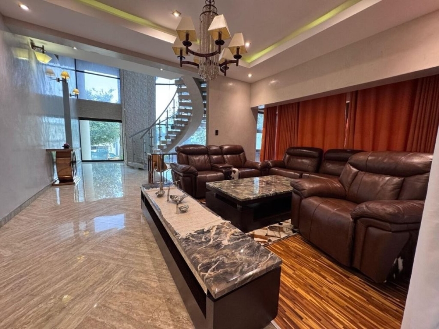 5 Bedroom Property for Sale in Bendor Limpopo