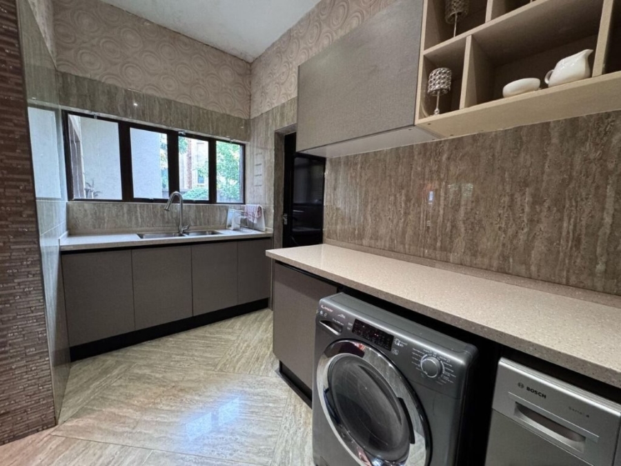 5 Bedroom Property for Sale in Bendor Limpopo