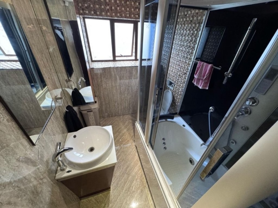 5 Bedroom Property for Sale in Bendor Limpopo