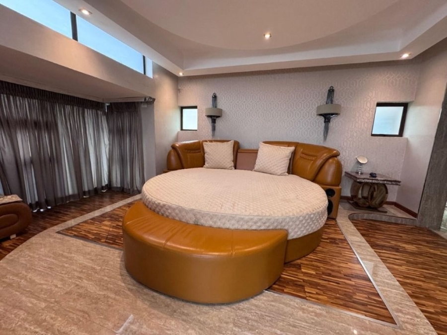 5 Bedroom Property for Sale in Bendor Limpopo