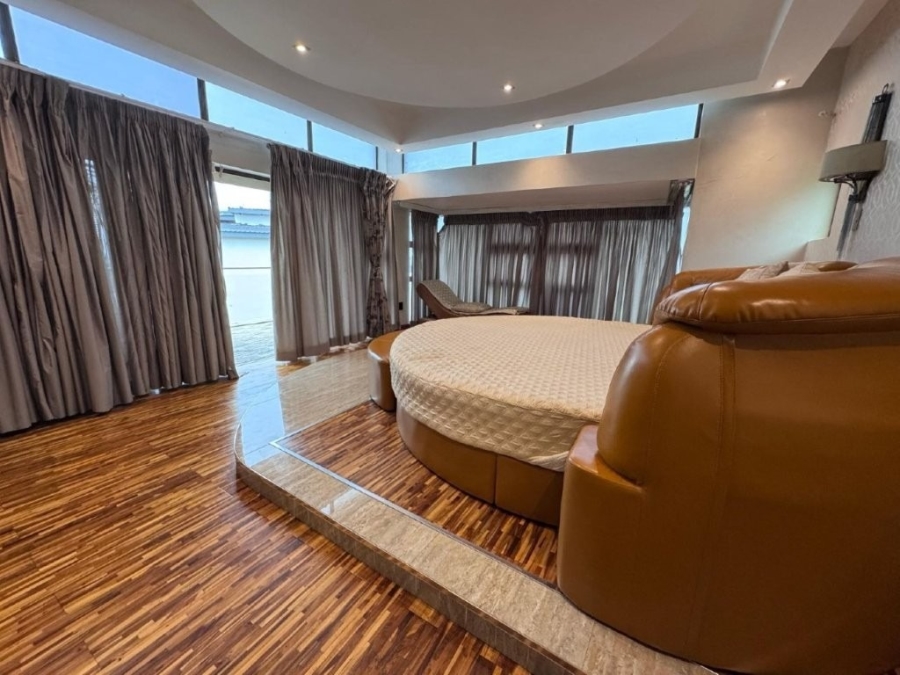 5 Bedroom Property for Sale in Bendor Limpopo