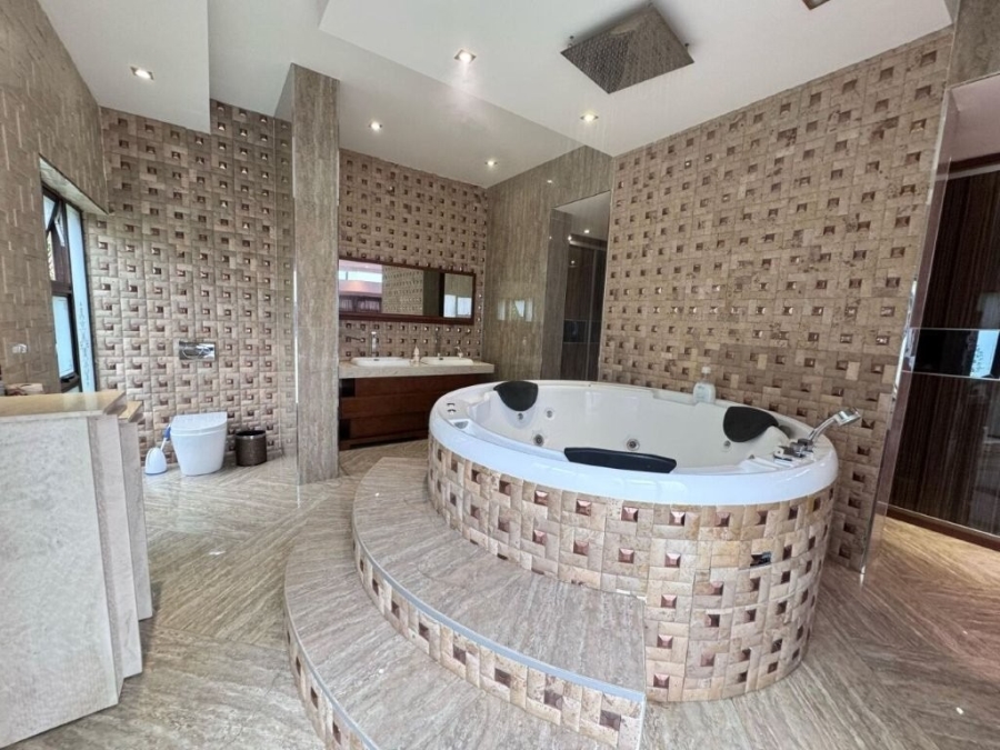 5 Bedroom Property for Sale in Bendor Limpopo