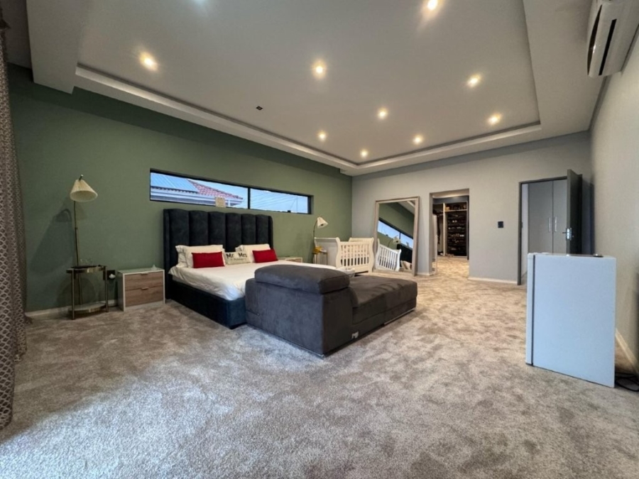 5 Bedroom Property for Sale in Bendor Limpopo
