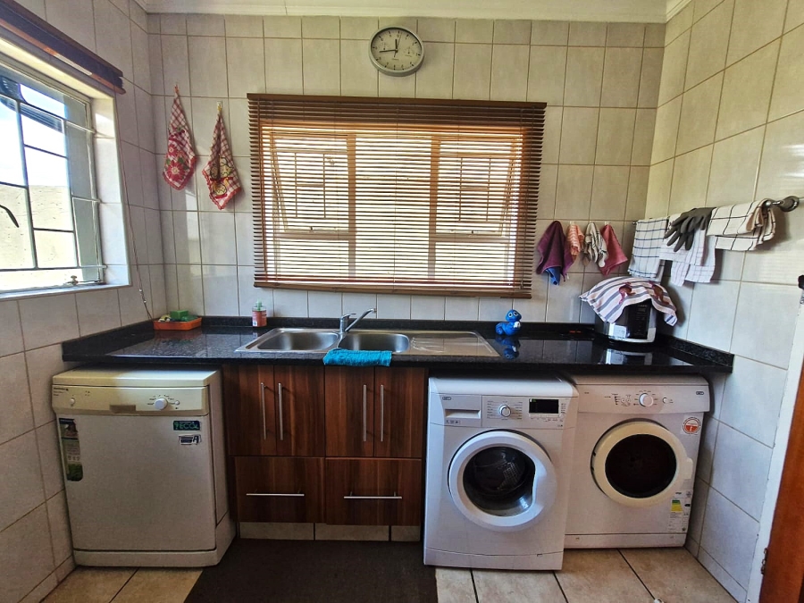 2 Bedroom Property for Sale in Mookgopong Limpopo