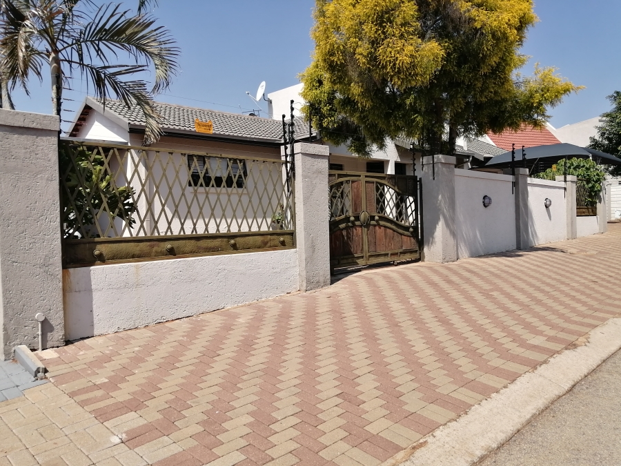 4 Bedroom Property for Sale in Bendor Ext 17 Limpopo