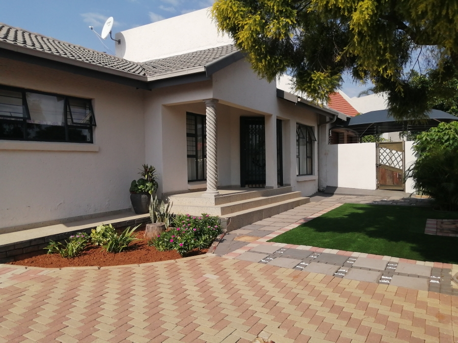 4 Bedroom Property for Sale in Bendor Ext 17 Limpopo
