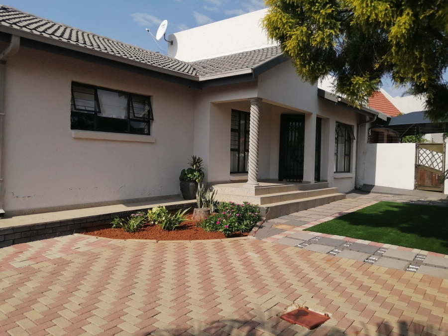 4 Bedroom Property for Sale in Bendor Ext 17 Limpopo