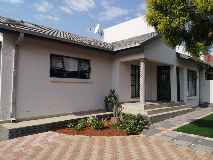 4 Bedroom Property for Sale in Bendor Ext 17 Limpopo