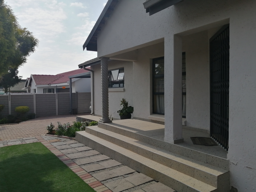 4 Bedroom Property for Sale in Bendor Ext 17 Limpopo