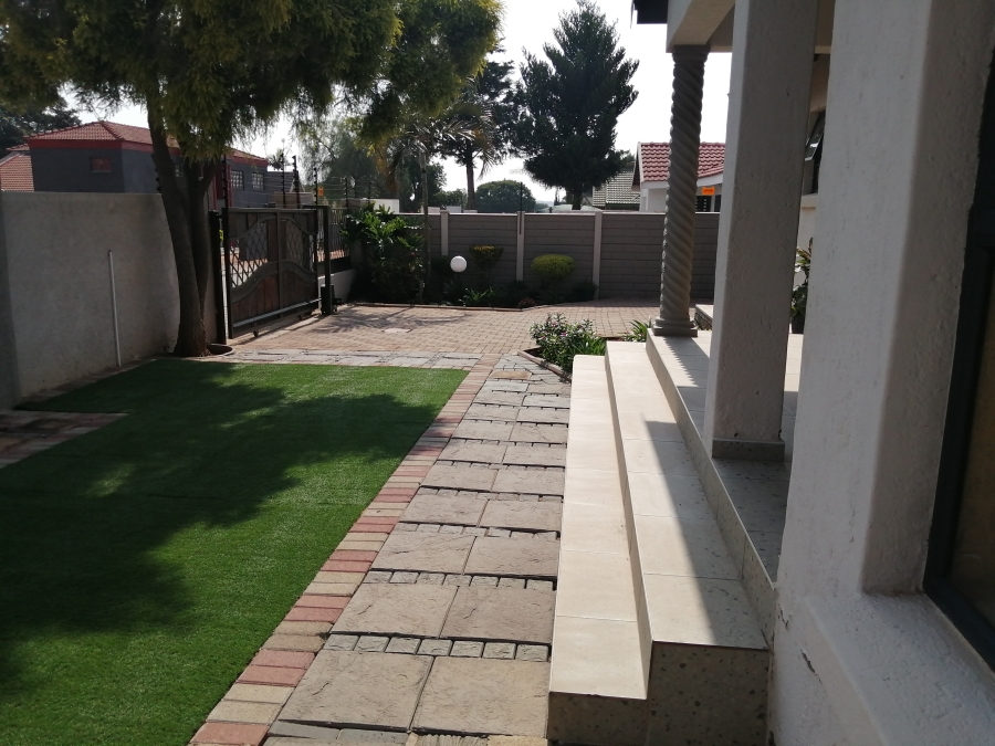 4 Bedroom Property for Sale in Bendor Ext 17 Limpopo
