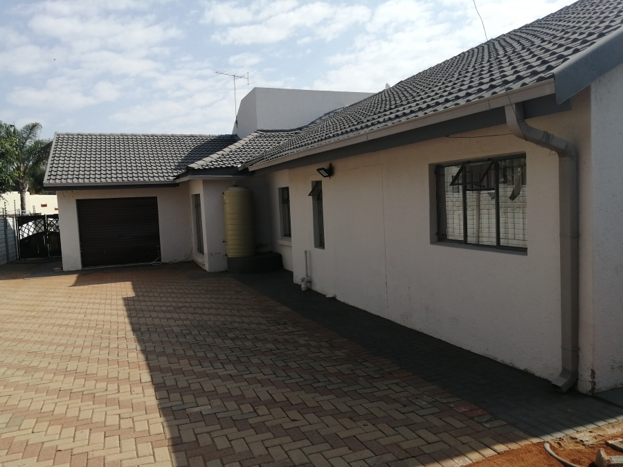 4 Bedroom Property for Sale in Bendor Ext 17 Limpopo