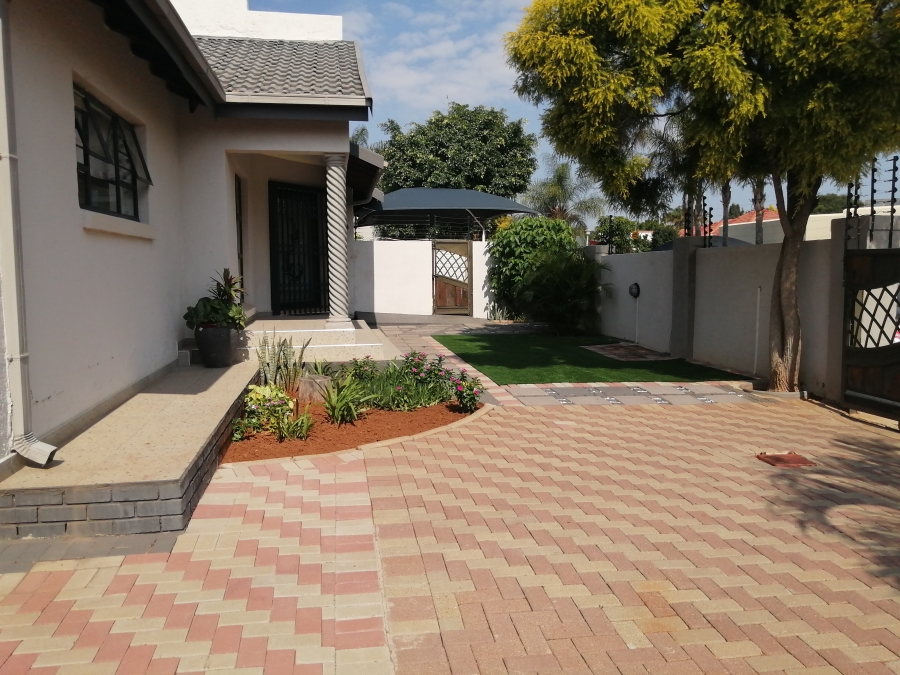 4 Bedroom Property for Sale in Bendor Ext 17 Limpopo