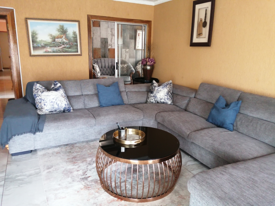 4 Bedroom Property for Sale in Bendor Ext 17 Limpopo