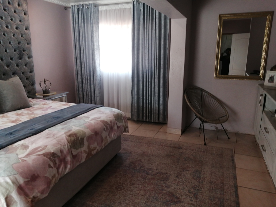 4 Bedroom Property for Sale in Bendor Ext 17 Limpopo