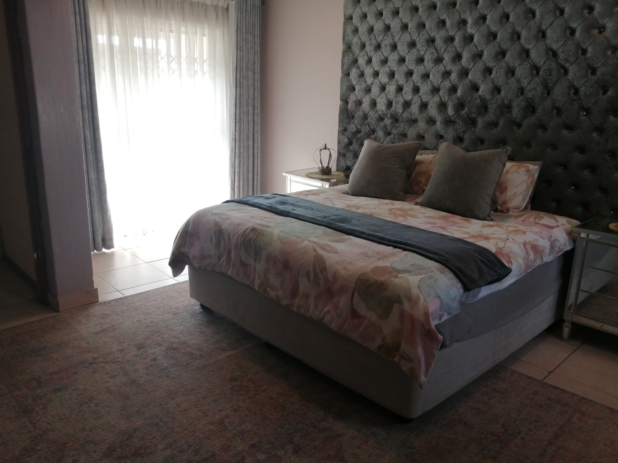 4 Bedroom Property for Sale in Bendor Ext 17 Limpopo