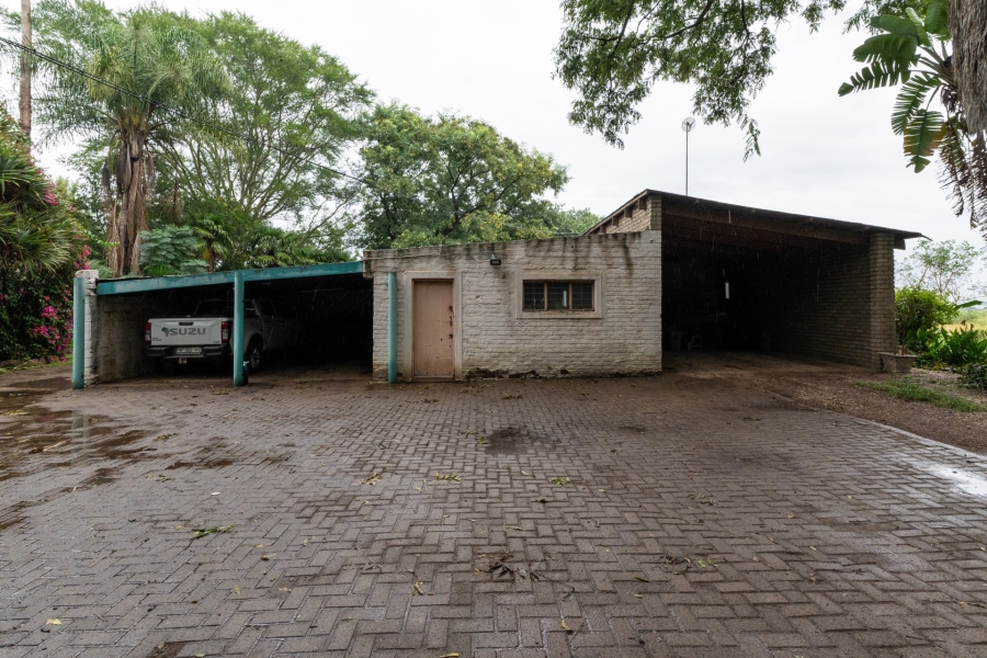 13 Bedroom Property for Sale in Tweefontein A H Limpopo
