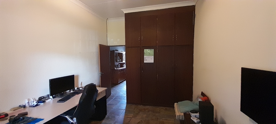 5 Bedroom Property for Sale in Mokopane Central Limpopo