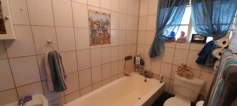 5 Bedroom Property for Sale in Mokopane Central Limpopo