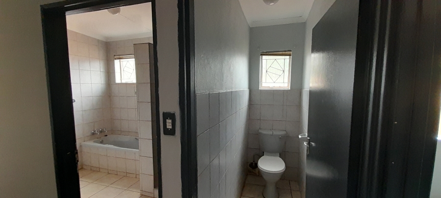5 Bedroom Property for Sale in Mokopane Central Limpopo