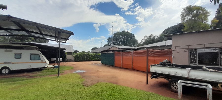 5 Bedroom Property for Sale in Mokopane Central Limpopo