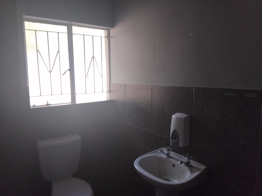 7 Bedroom Property for Sale in Hospitaalpark Limpopo