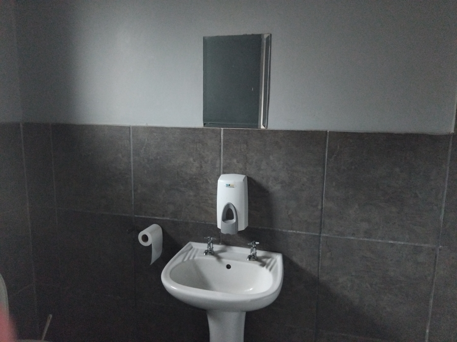 7 Bedroom Property for Sale in Hospitaalpark Limpopo