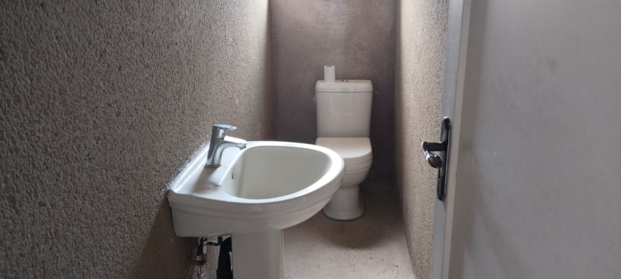 2 Bedroom Property for Sale in Westenburg Limpopo