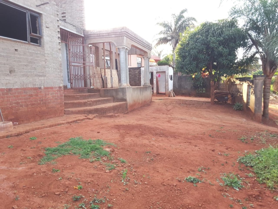 6 Bedroom Property for Sale in Sibasa Limpopo
