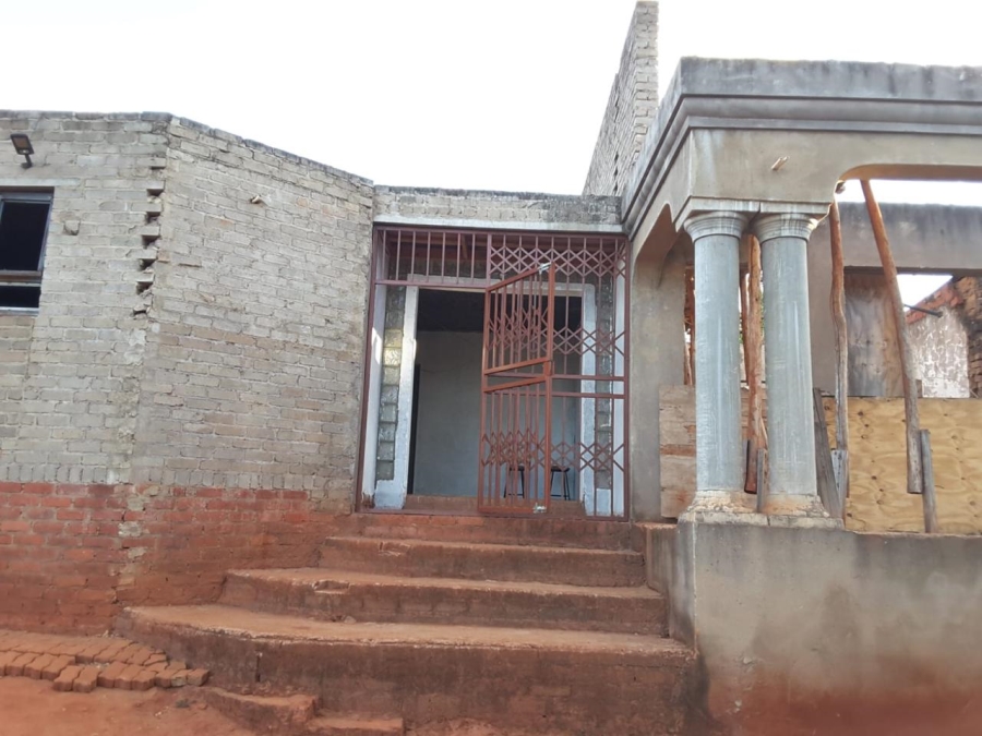 6 Bedroom Property for Sale in Sibasa Limpopo