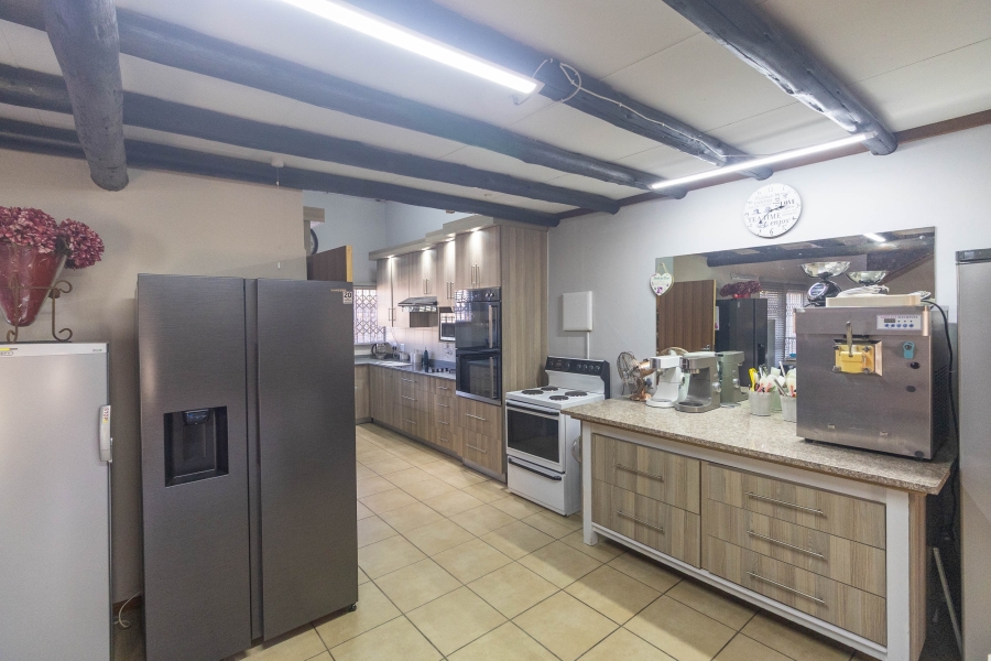 4 Bedroom Property for Sale in Sterpark Limpopo
