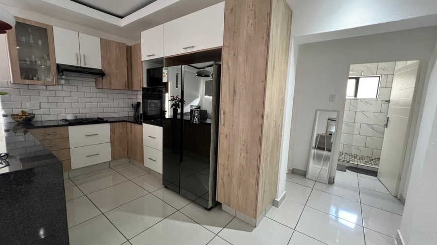 To Let 3 Bedroom Property for Rent in Bendor Limpopo