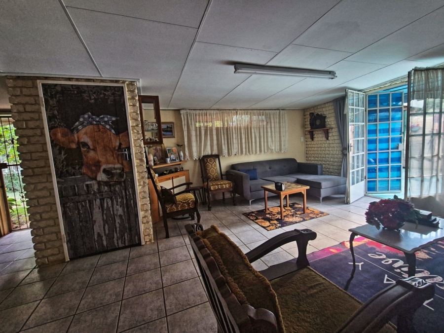3 Bedroom Property for Sale in Mookgopong Limpopo