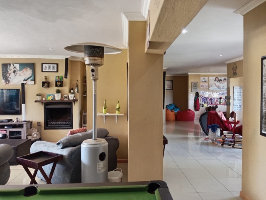 4 Bedroom Property for Sale in Myngenoegen A H Limpopo