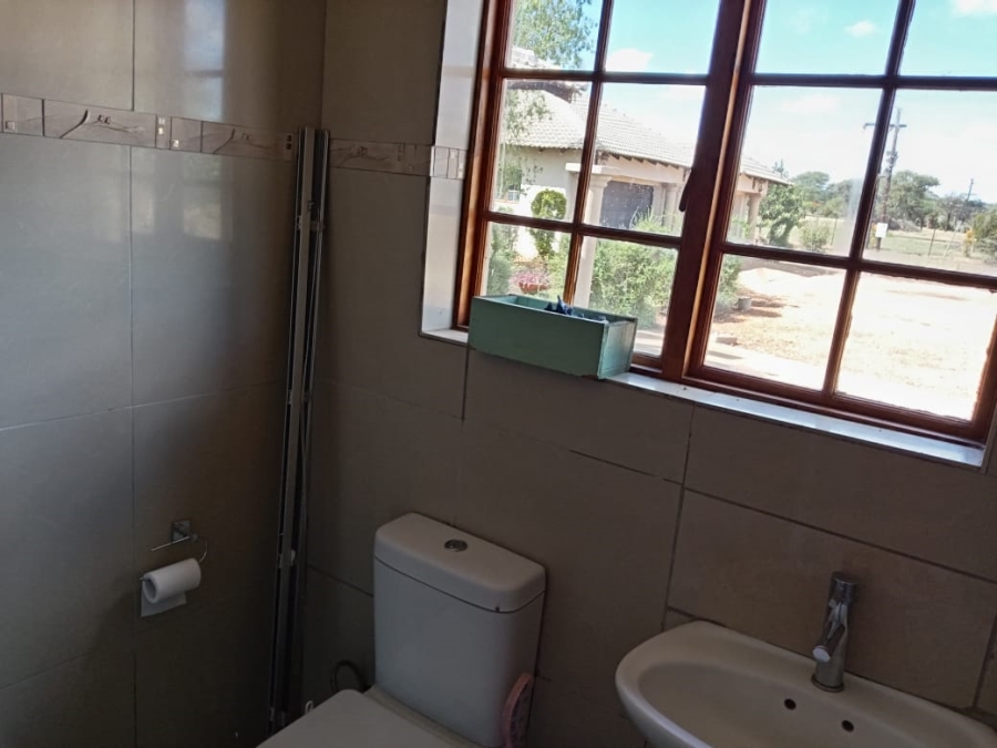 4 Bedroom Property for Sale in Myngenoegen A H Limpopo