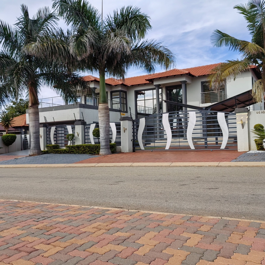 6 Bedroom Property for Sale in Waterberry Country Estate Limpopo