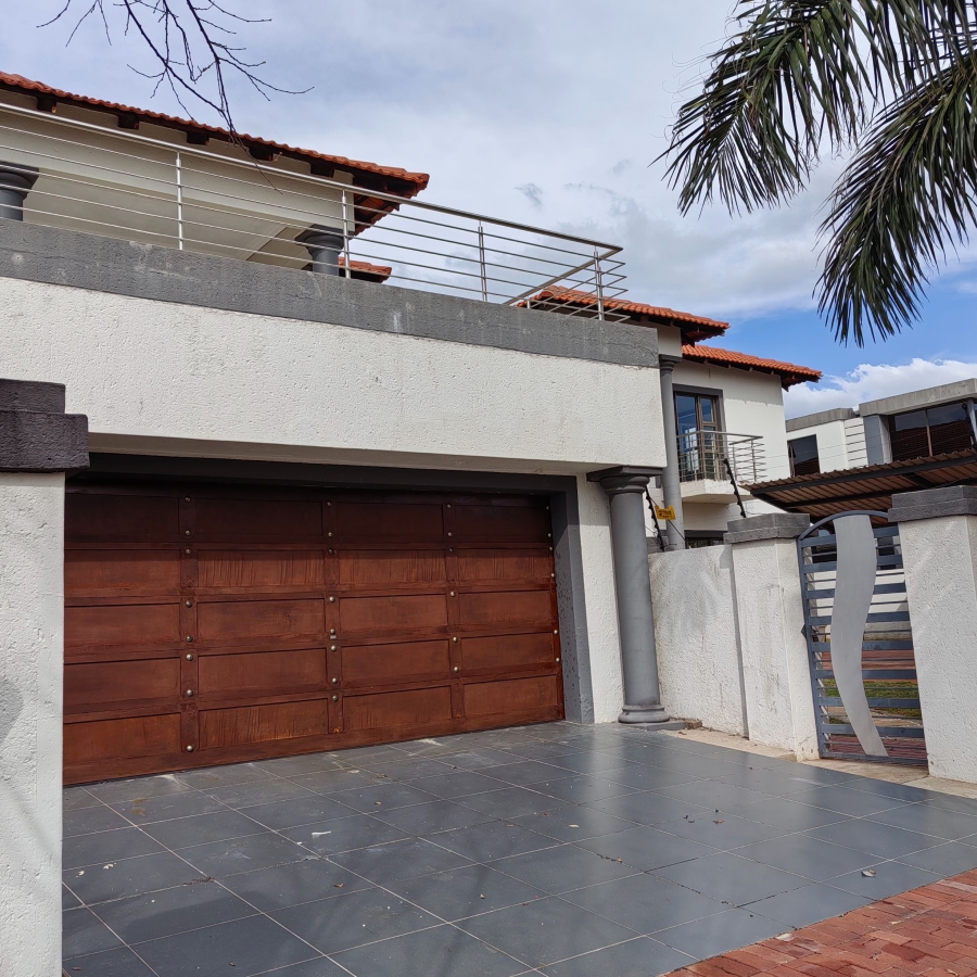 6 Bedroom Property for Sale in Waterberry Country Estate Limpopo