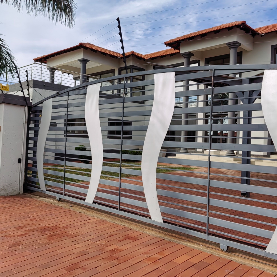 6 Bedroom Property for Sale in Waterberry Country Estate Limpopo