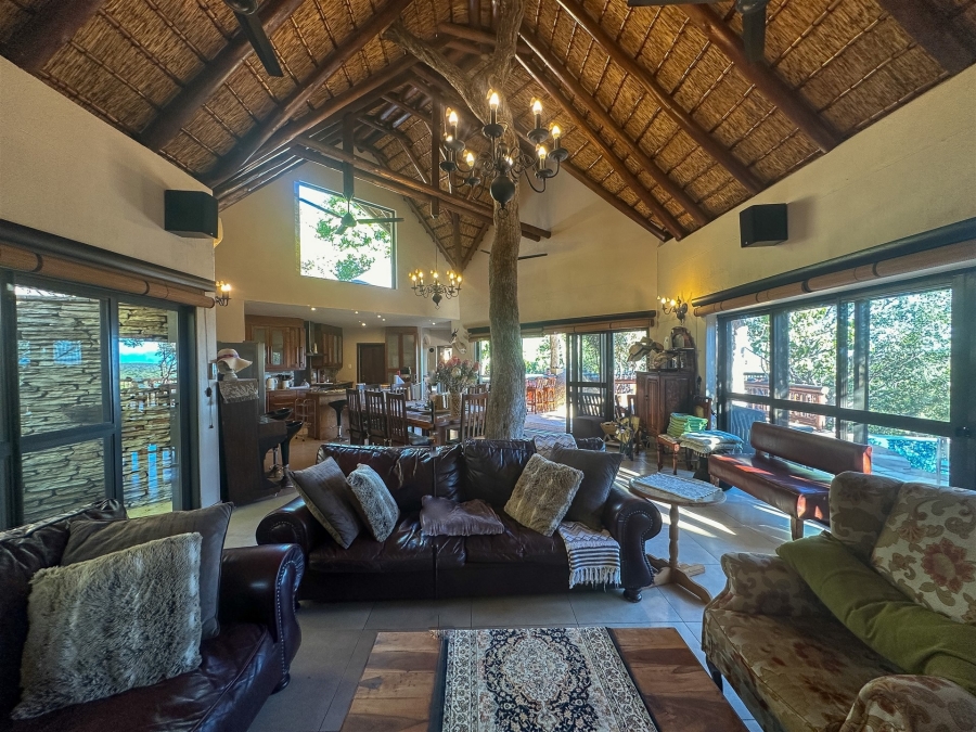 5 Bedroom Property for Sale in Leopard Rock Nature Reserve Limpopo