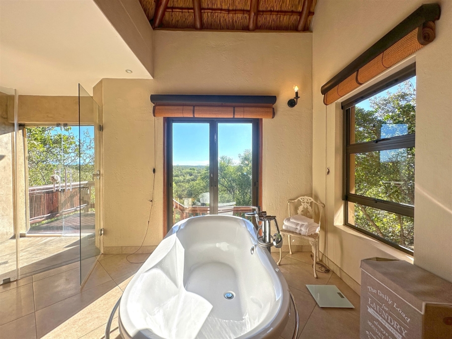 5 Bedroom Property for Sale in Leopard Rock Nature Reserve Limpopo