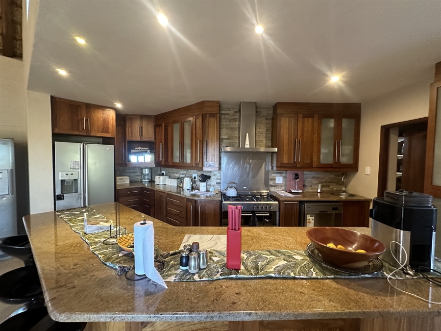 5 Bedroom Property for Sale in Leopard Rock Nature Reserve Limpopo